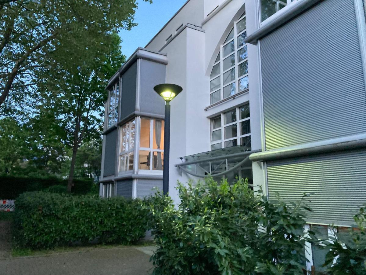 Homeoffice Business Nature View Mit Parkplatz Zentral, Hauptbahnhof Und Kuche Вісбаден Екстер'єр фото